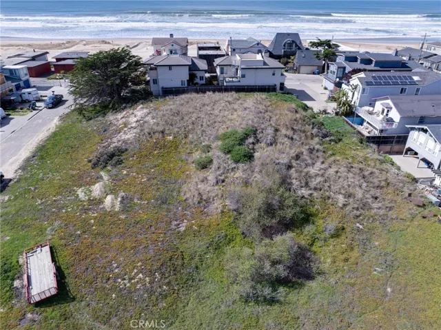 321 Sandpiper is the most westerly lot