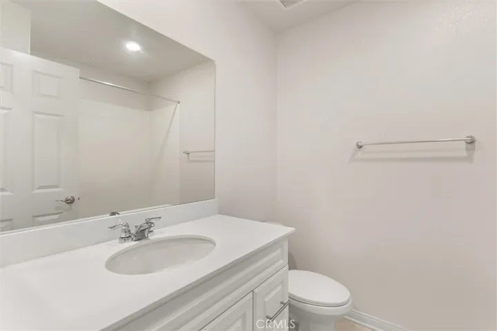 2nd bathroom