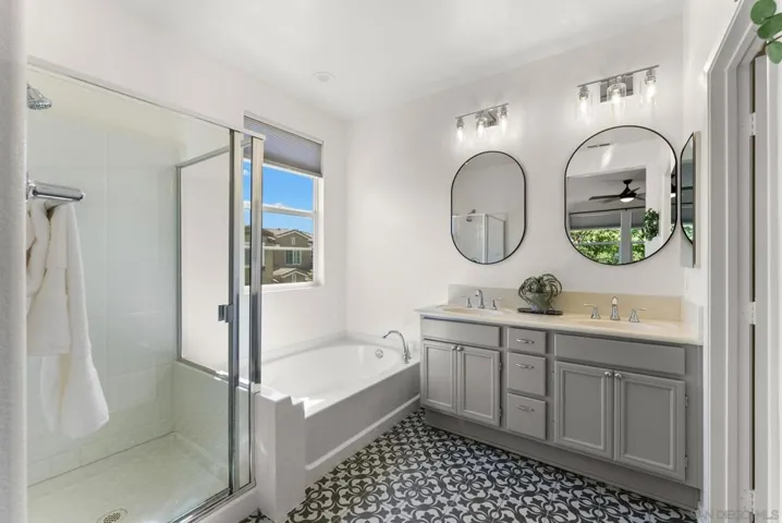 Primary Bath/Spa