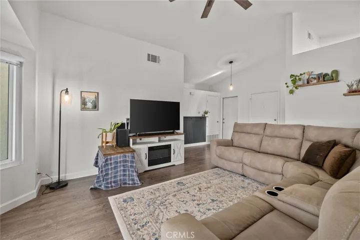 35662 Avenue H, Yucaipa, California 92399