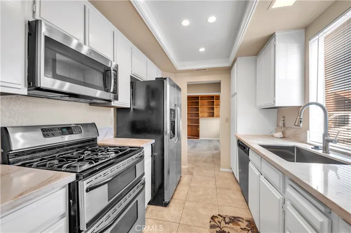 967 Woodland, Hemet, California 92545