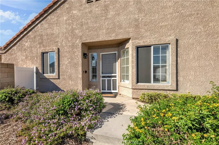 967 Woodland, Hemet, California 92545