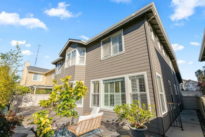 2004 Gossamer Avenue, Redwood City, California 94065