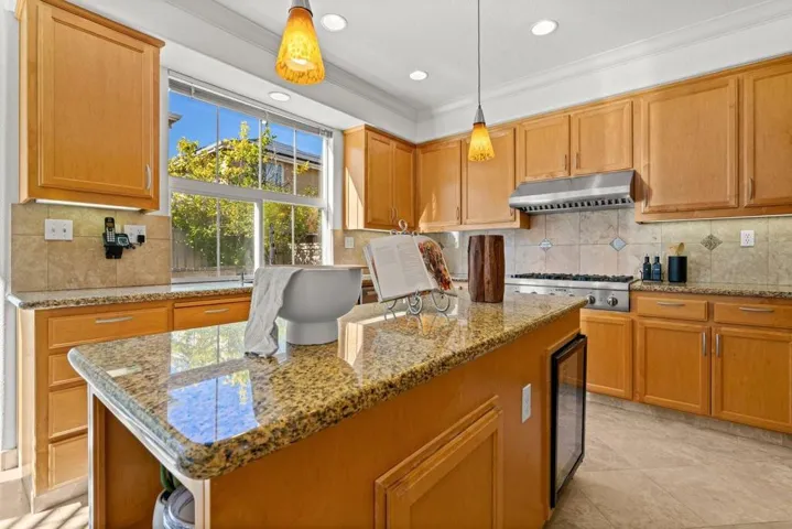 2004 Gossamer Avenue, Redwood City, California 94065