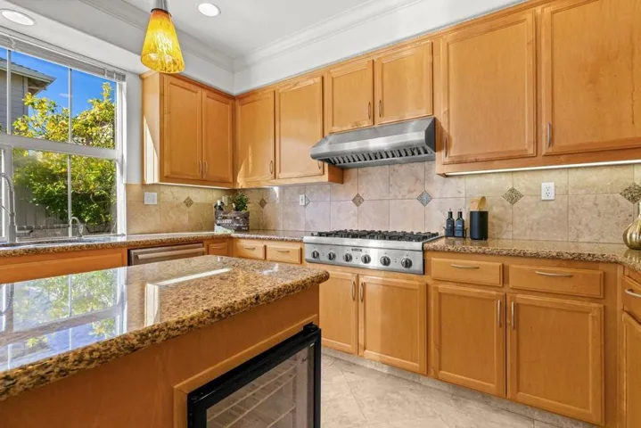 2004 Gossamer Avenue, Redwood City, California 94065