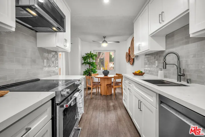 Gourmet Kitchen