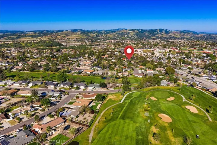 With-in walking distance of the Paso Robles Golf Club.