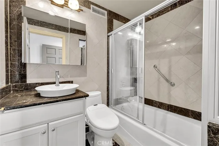 Full Bath
