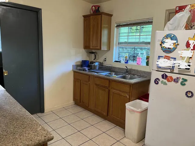 #381A Kitchen