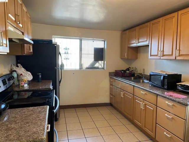 #381B Kitchen