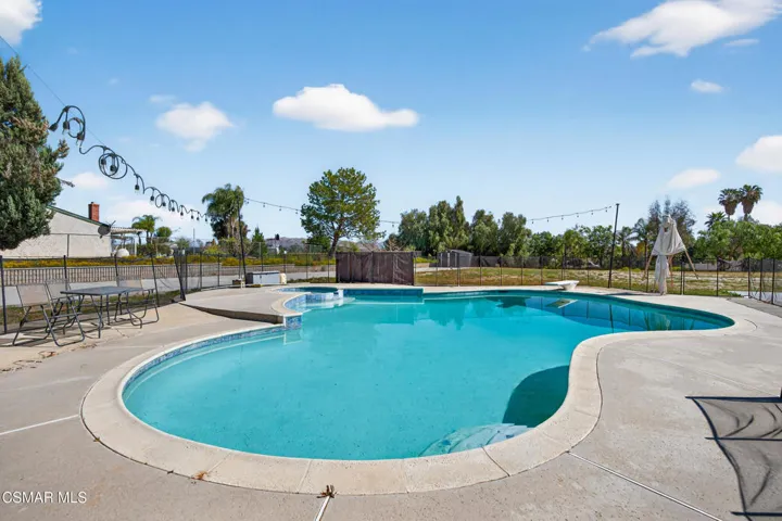 14824 sunrise hill rd-47