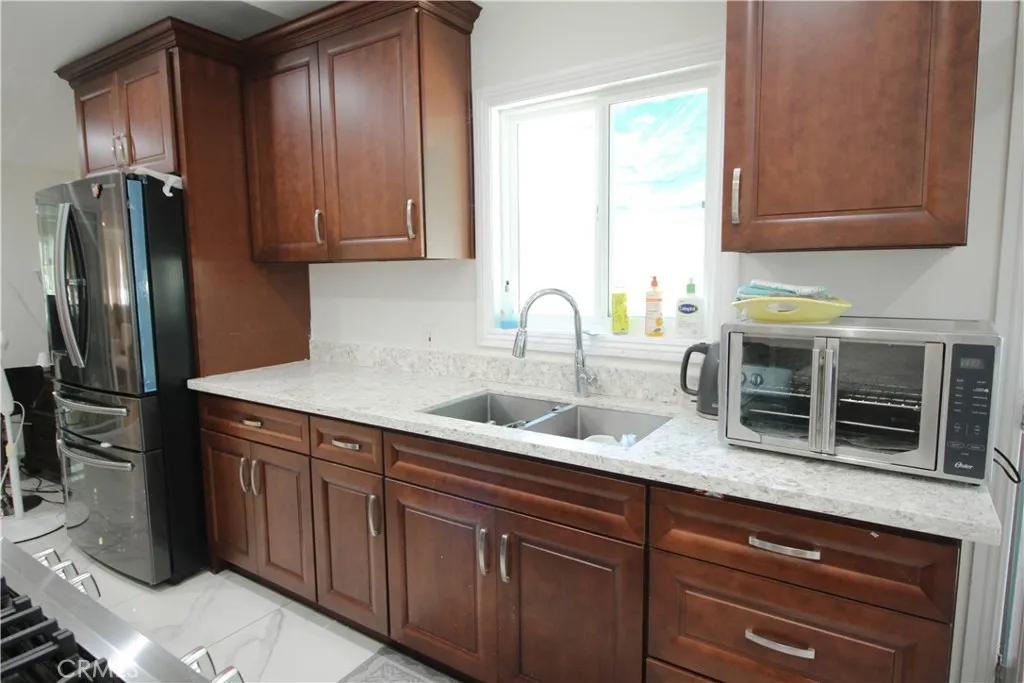 13361 Redbird St, Garden Grove, California 92843 — photo 5
