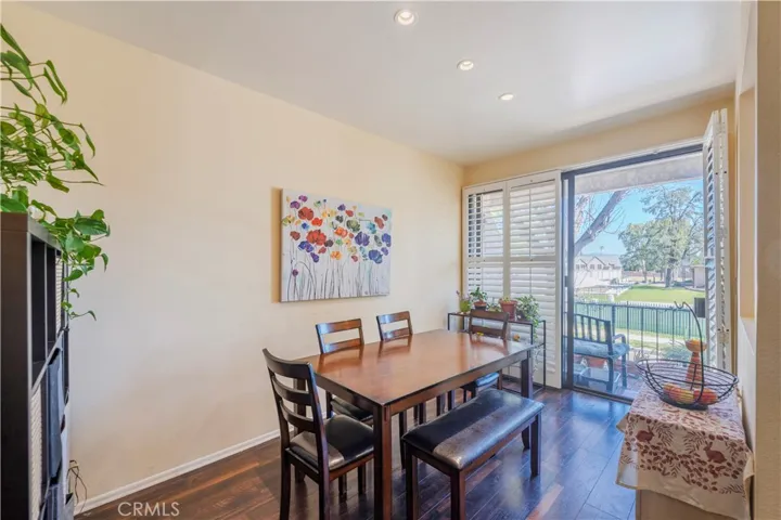 Dining room to Balcony