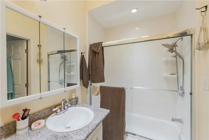 Primary Full Bathroom