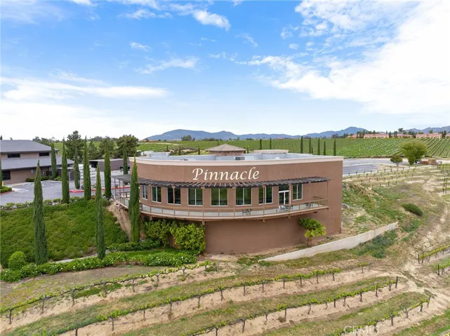 Pinnacle Restaurant