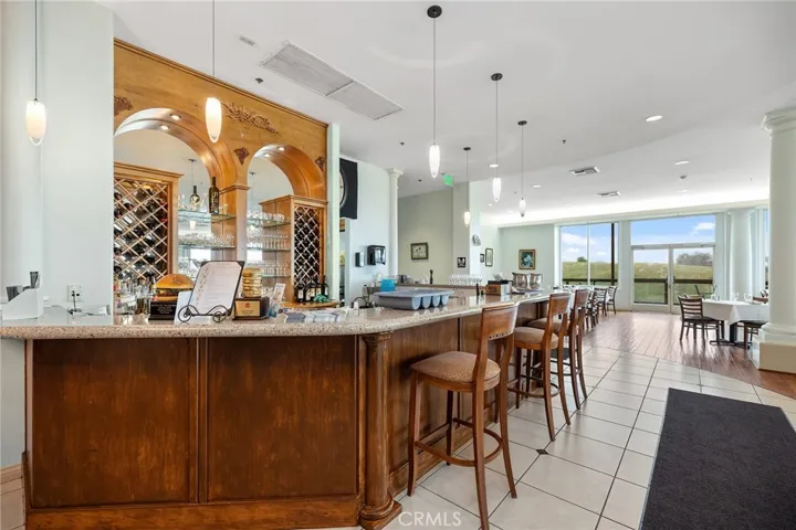 Full Bar in Restaurant