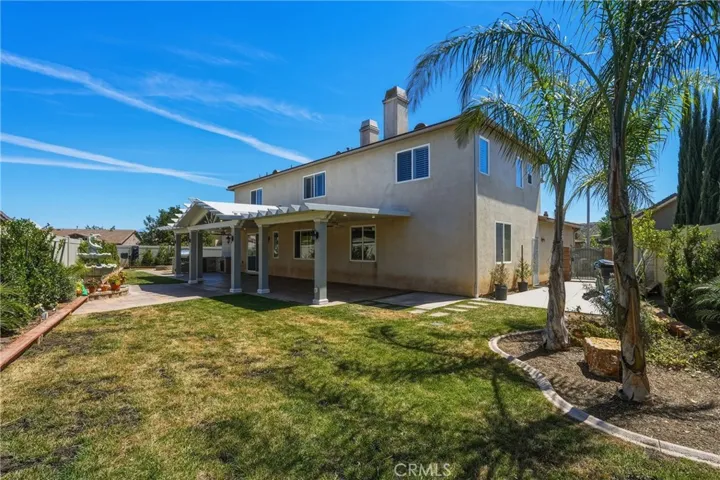 ROOM FOR PETS OR PLAY