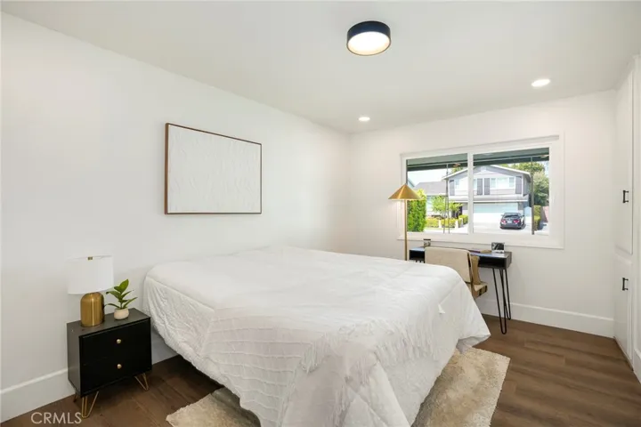 3050 Arlotte Avenue, Long Beach, California 90808