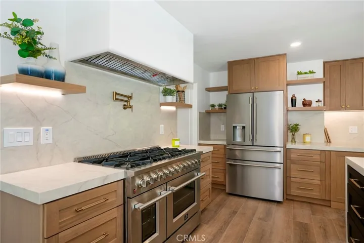 3050 Arlotte Avenue, Long Beach, California 90808