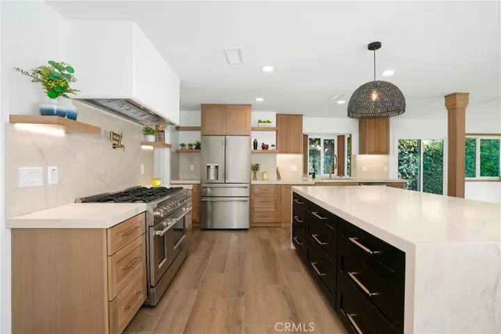 3050 Arlotte Avenue, Long Beach, California 90808