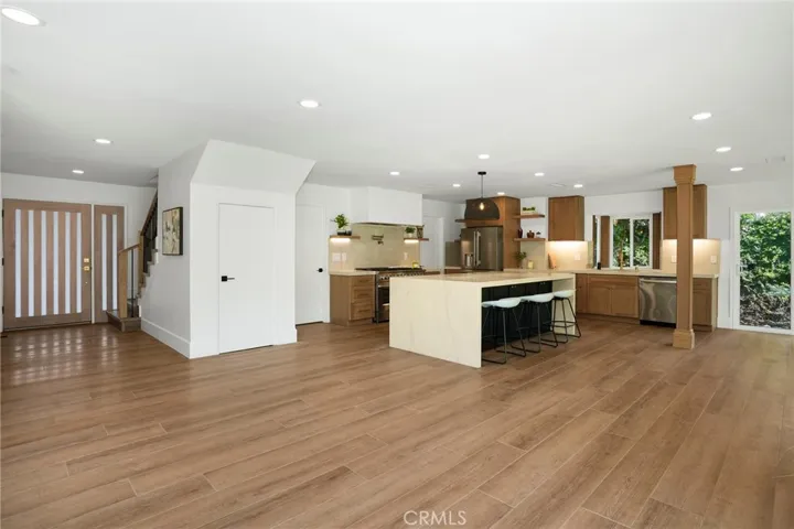3050 Arlotte Avenue, Long Beach, California 90808