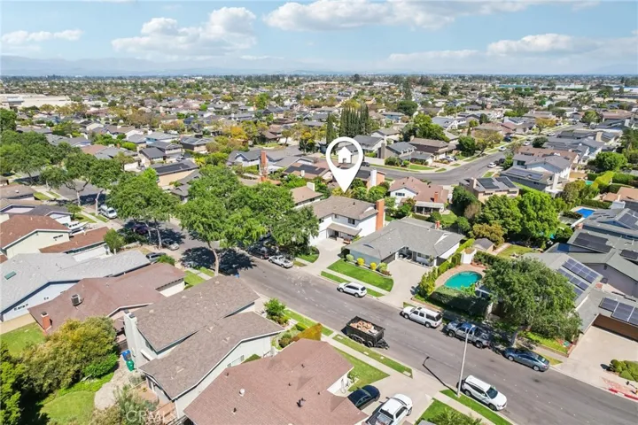 3050 Arlotte Avenue, Long Beach, California 90808