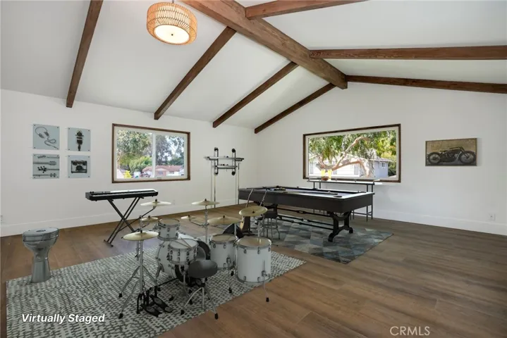 3050 Arlotte Avenue, Long Beach, California 90808