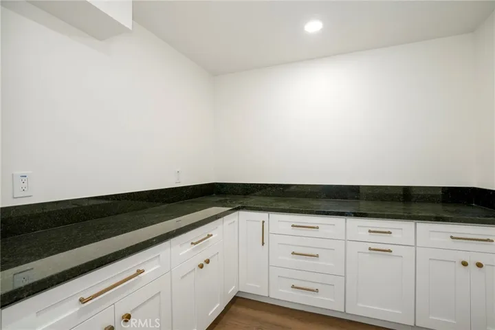 3050 Arlotte Avenue, Long Beach, California 90808