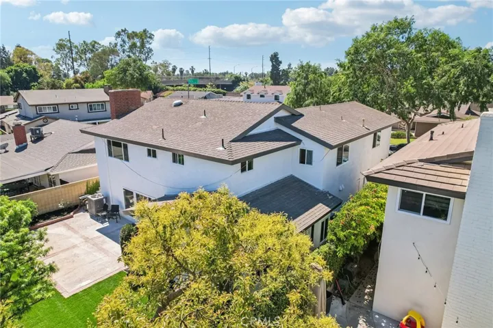 3050 Arlotte Avenue, Long Beach, California 90808