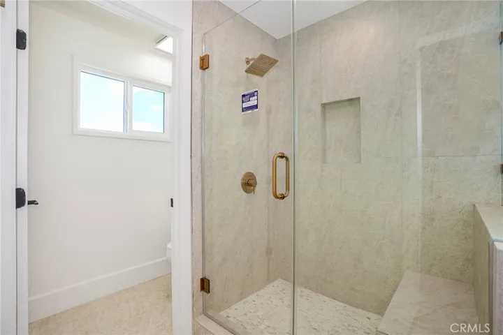 3050 Arlotte Avenue, Long Beach, California 90808