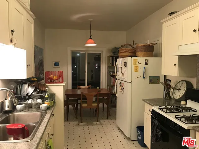837 White Knoll Drive, Los Angeles, California 90012