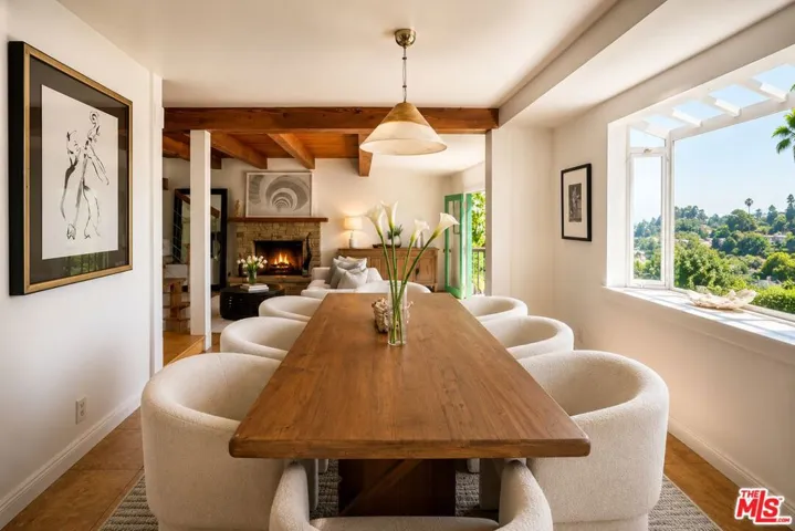 1030 N Kenter Avenue, Los Angeles, California 90049