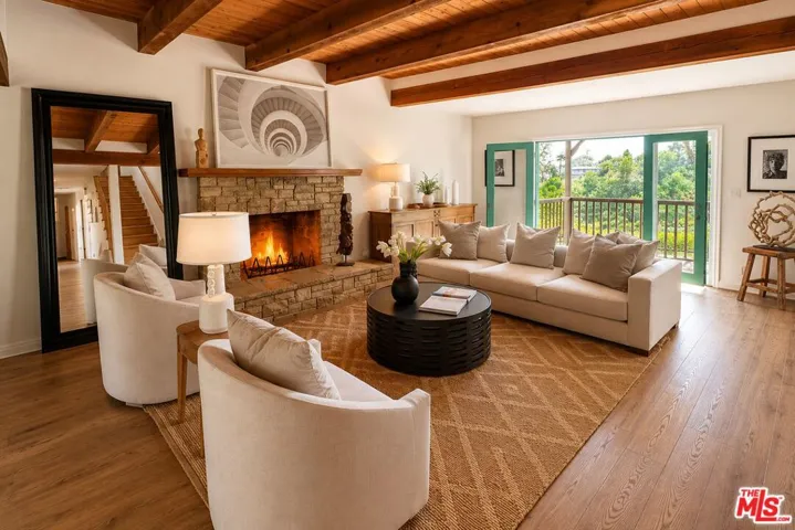 1030 N Kenter Avenue, Los Angeles, California 90049