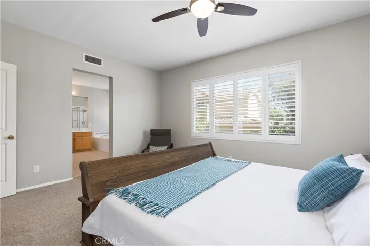Make 65 a DONE DEAL located in exclusive Trailwood, a 24 hour GUARD GATED community!
