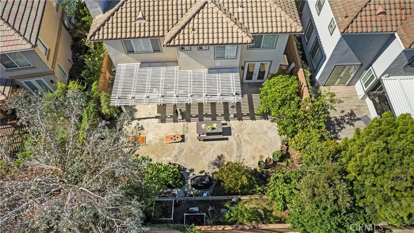 Make 65 a DONE DEAL located in exclusive Trailwood, a 24 hour GUARD GATED community!