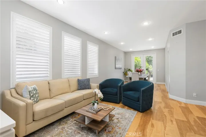 Make 65 a DONE DEAL located in exclusive Trailwood, a 24 hour GUARD GATED community!