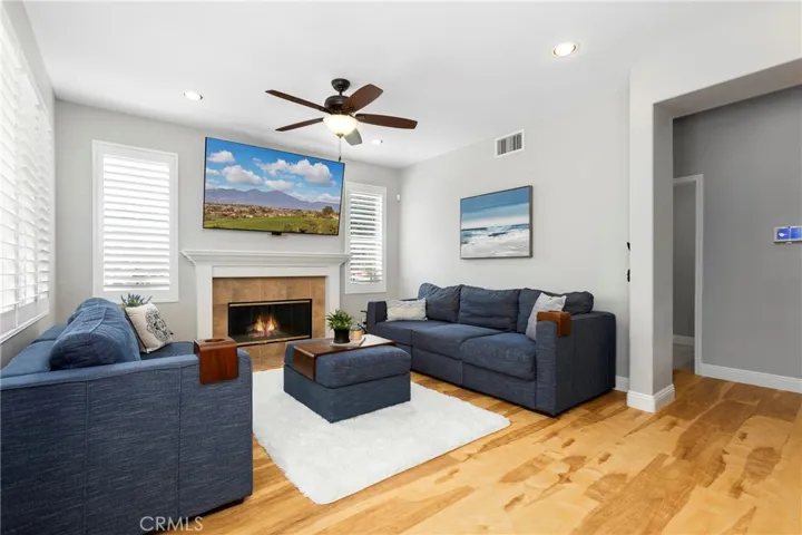 Make 65 a DONE DEAL located in exclusive Trailwood, a 24 hour GUARD GATED community!
