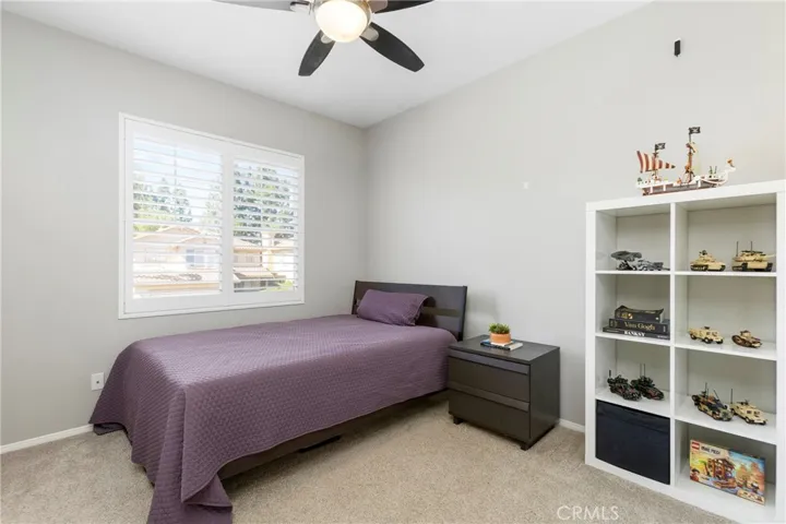 Make 65 a DONE DEAL located in exclusive Trailwood, a 24 hour GUARD GATED community!