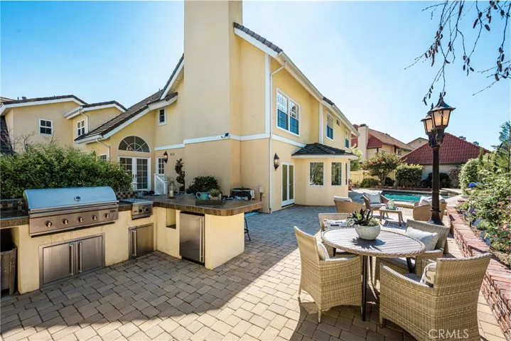 Space that can accommodate a large group for seated dining or a lot of kids running around!