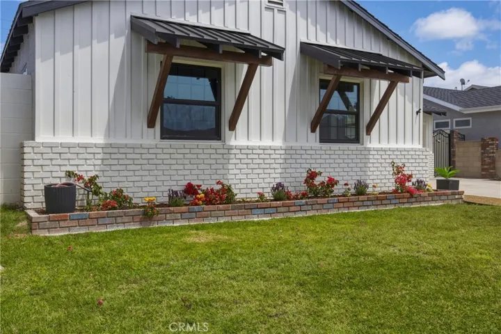 8326 Fontainbleau Way, Cypress, California 90630