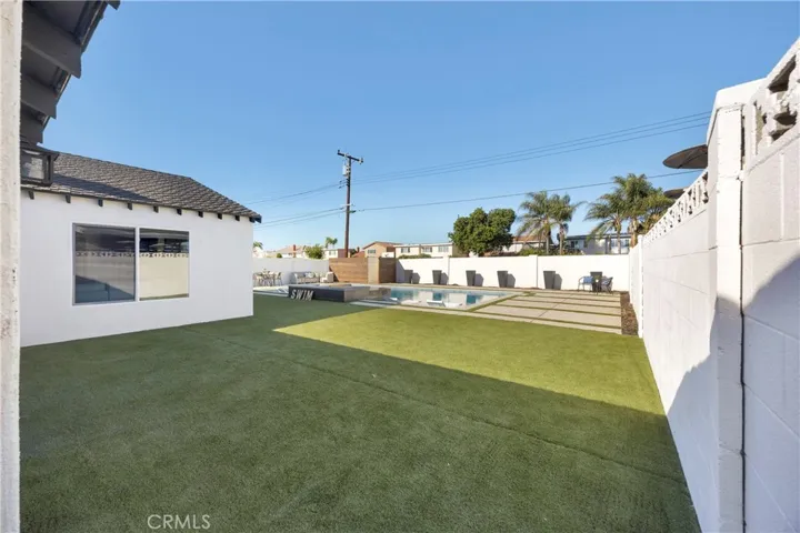 8326 Fontainbleau Way, Cypress, California 90630