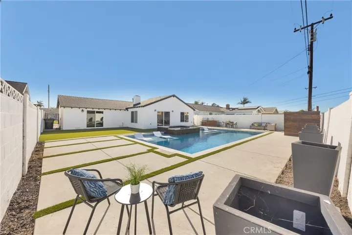 8326 Fontainbleau Way, Cypress, California 90630