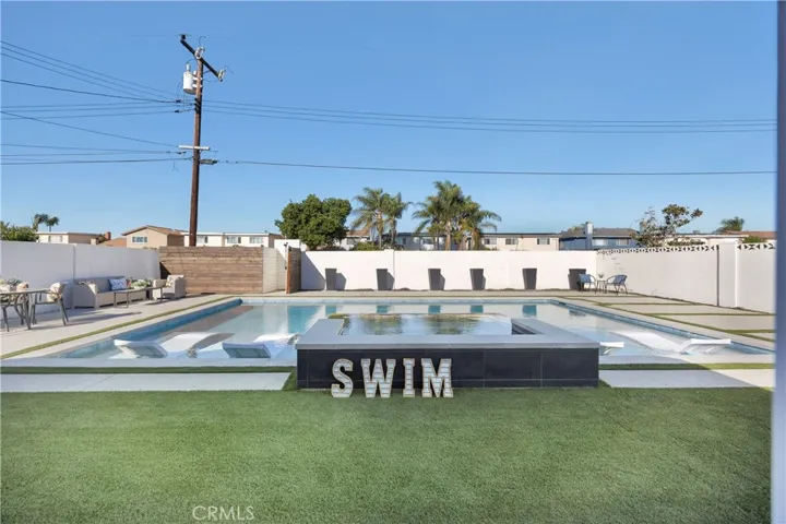 8326 Fontainbleau Way, Cypress, California 90630