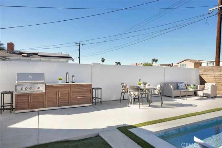 8326 Fontainbleau Way, Cypress, California 90630