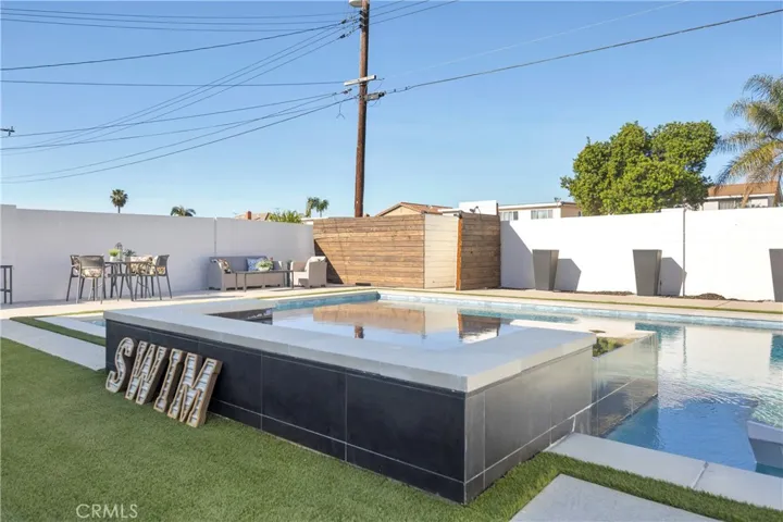 8326 Fontainbleau Way, Cypress, California 90630