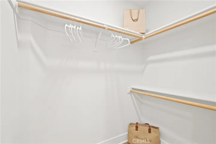 G Plan - Walk in Closet
