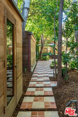 23441 Malibu Colony Road, Malibu, California 90265