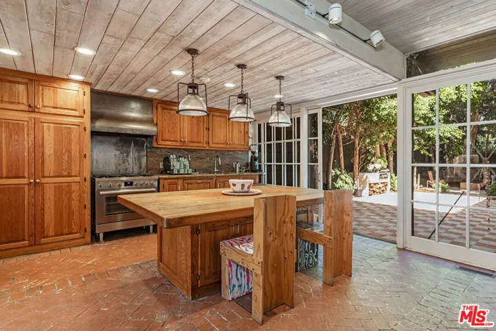 23441 Malibu Colony Road, Malibu, California 90265