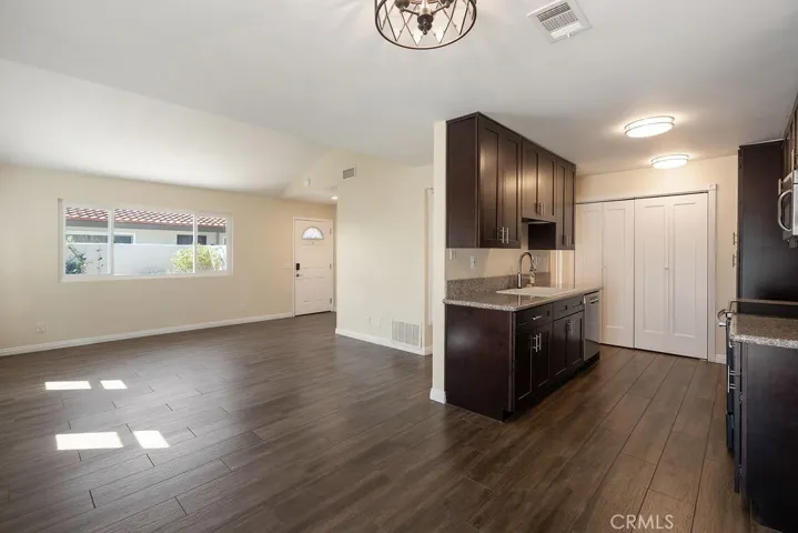 Kitchen/Family Room