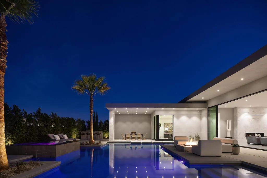 Front Pool (45)
